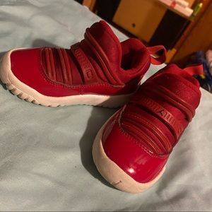 Size 6 toddler boy Jordan’s